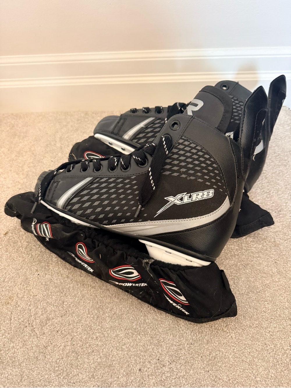 Men's Black and Gray Hockey Skates